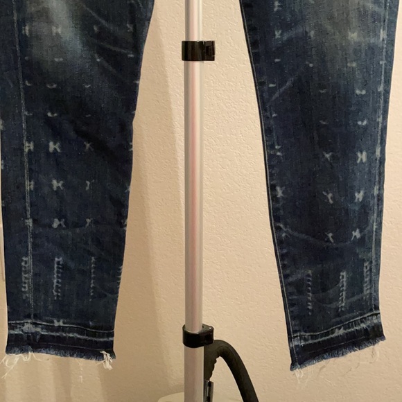 Citizens of Humanity. Rocket Crop High Ride Skinny - Picture 2 of 6